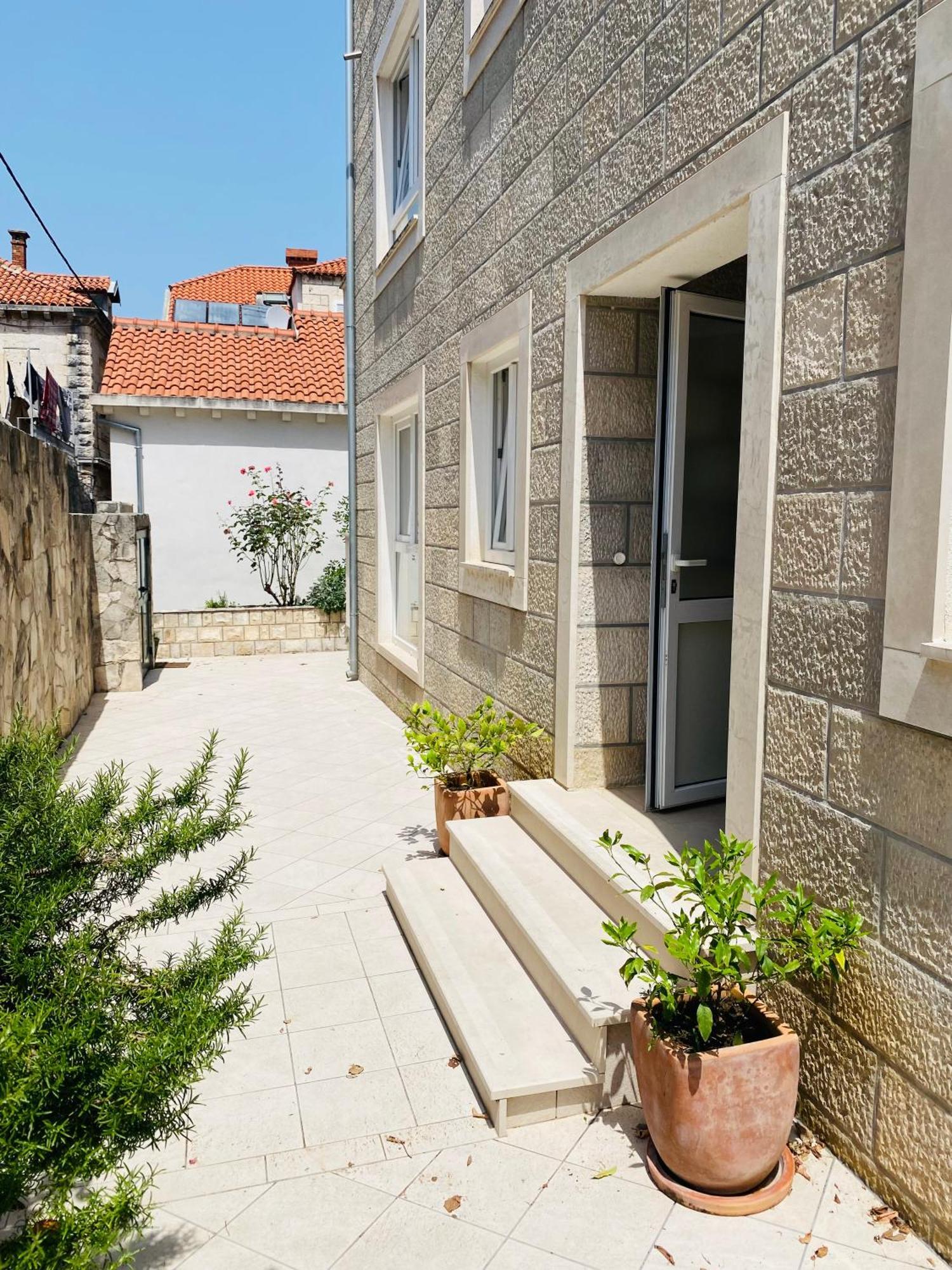 Pafi Apartment Dubrovnik Bagian luar foto